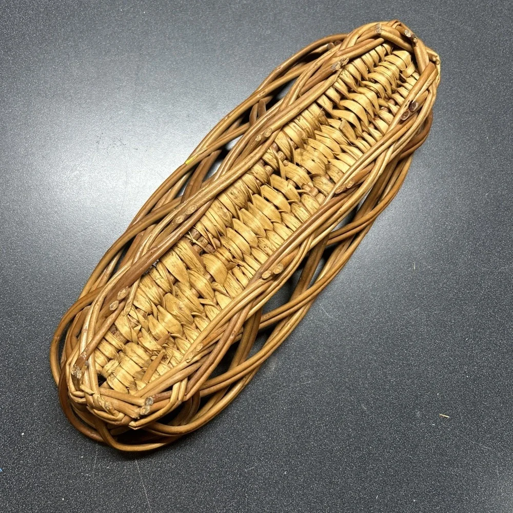 Vintage Woven Wicker Weave Oval Baguette Bread Basket French Country 14